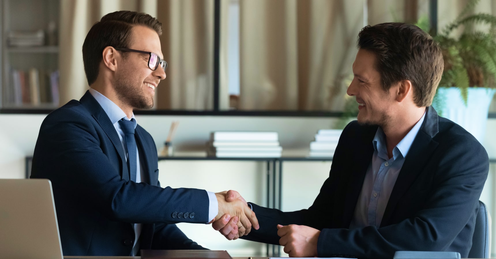 buy-ecommerce-business-leave-your-day-job